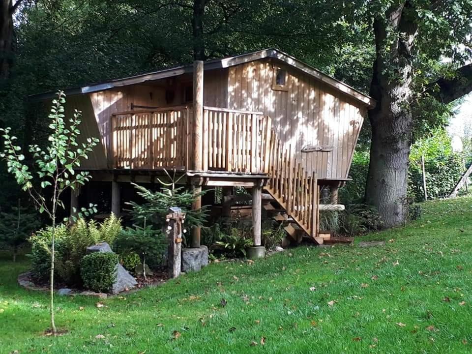 La Cabane Perchee Du Trappeur エクランヴィル エクステリア 写真