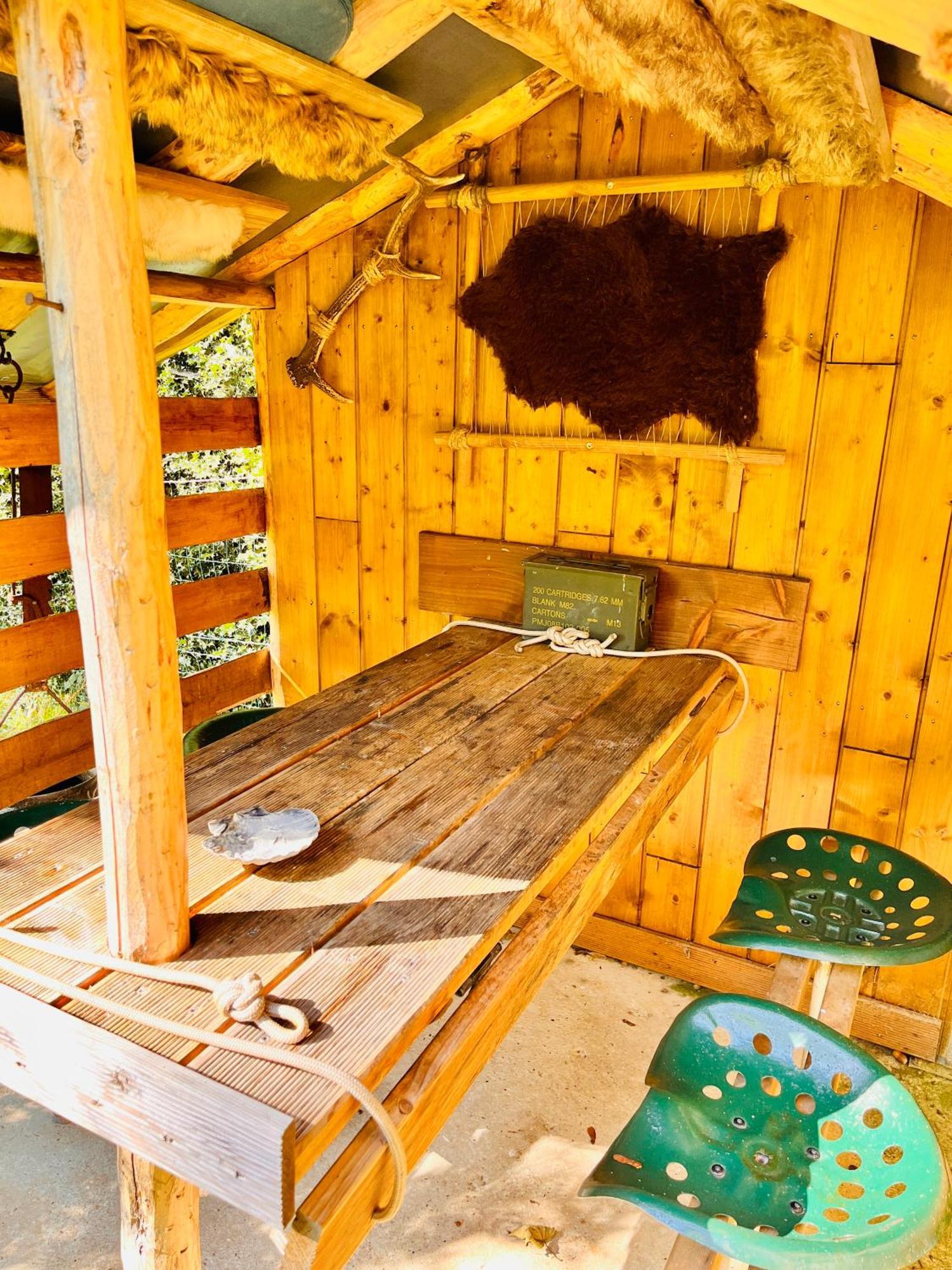 La Cabane Perchee Du Trappeur エクランヴィル エクステリア 写真