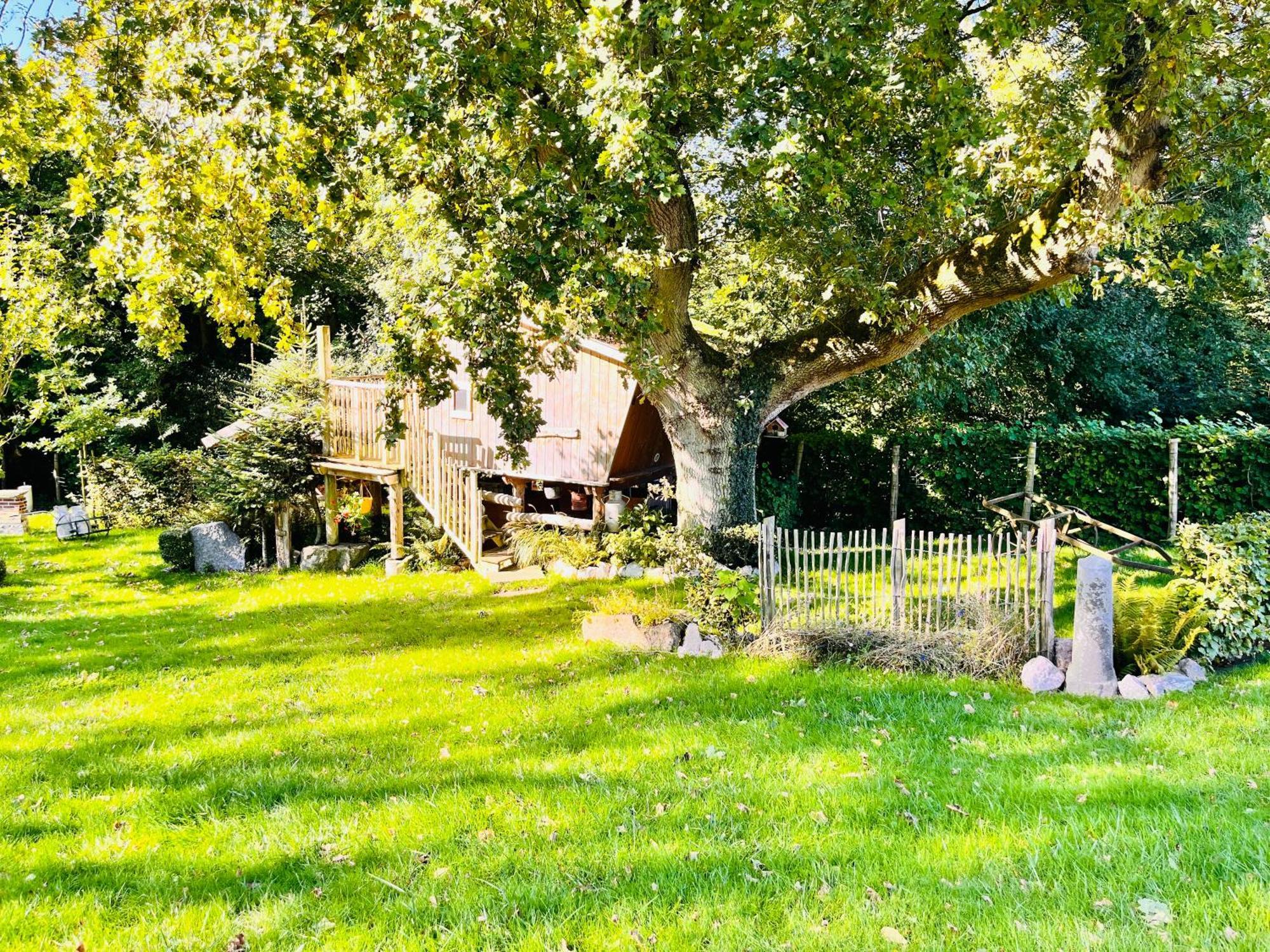 La Cabane Perchee Du Trappeur エクランヴィル エクステリア 写真