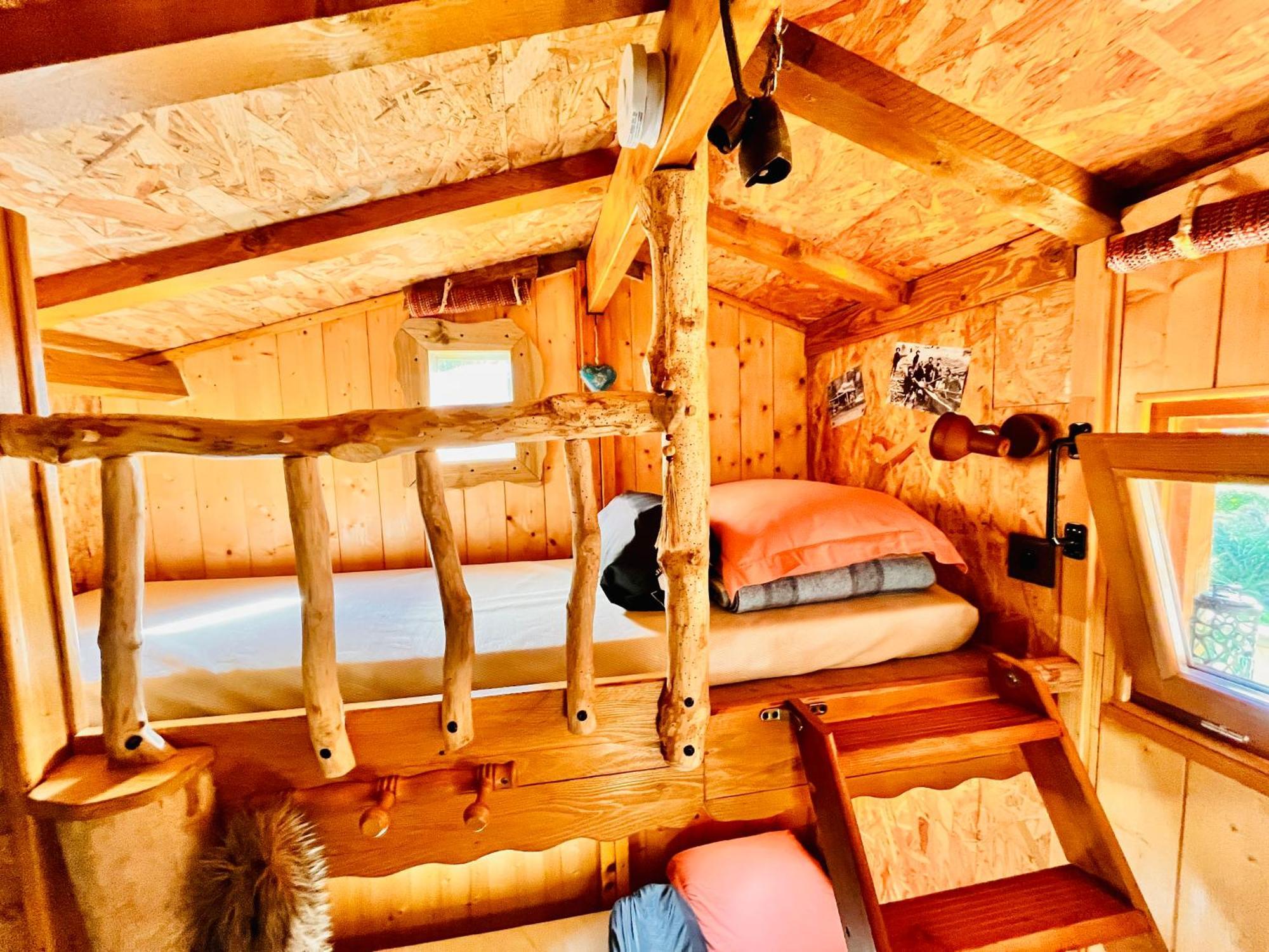 La Cabane Perchee Du Trappeur エクランヴィル エクステリア 写真