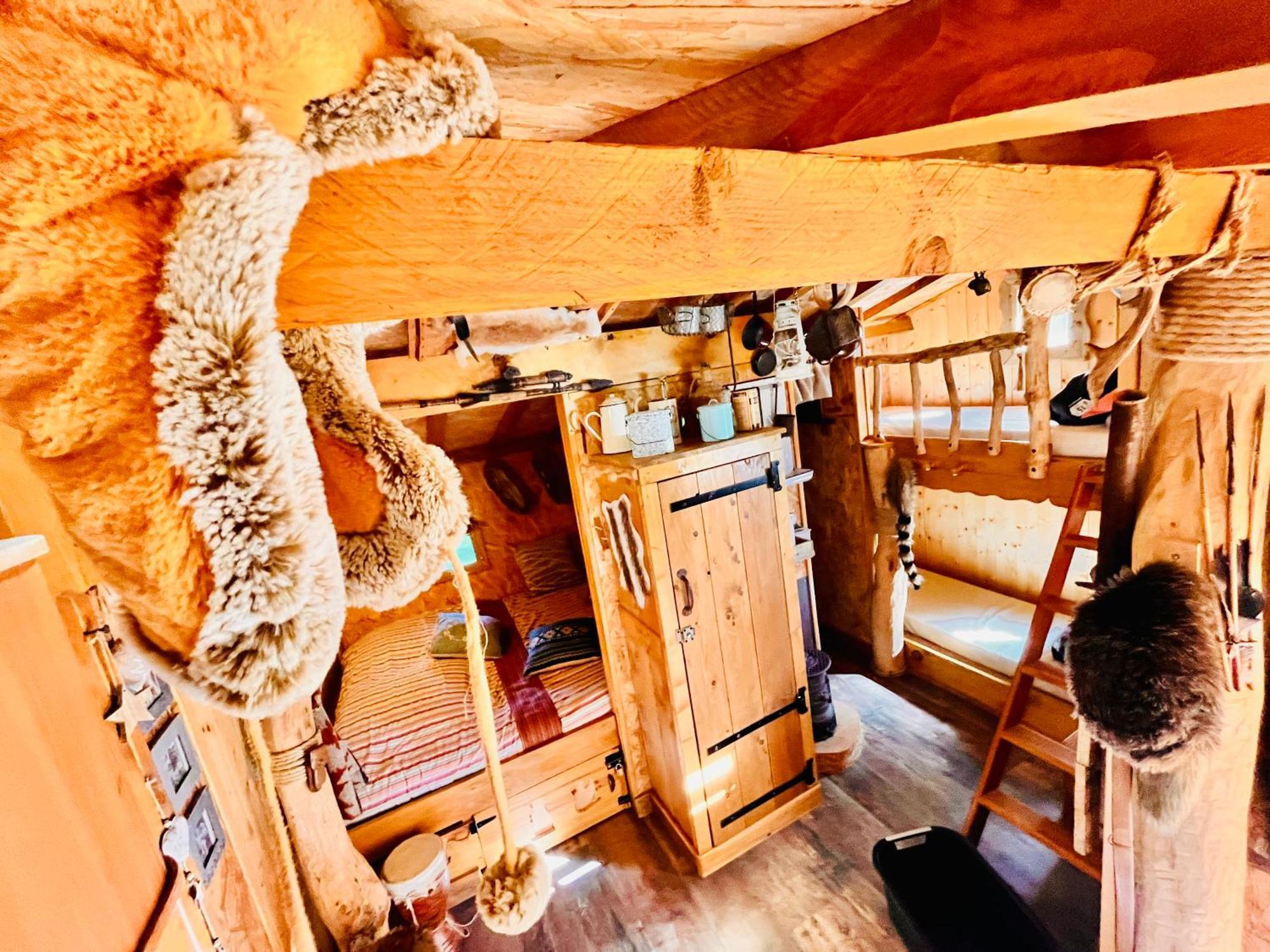 La Cabane Perchee Du Trappeur エクランヴィル エクステリア 写真